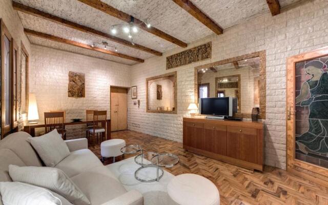 Fontana di Trevi Charming Apartment CIR 15280