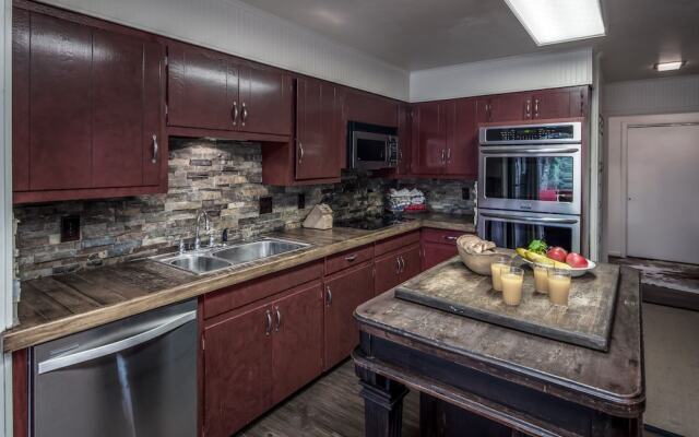 1 High Mesa - Five Bedroom Cabin