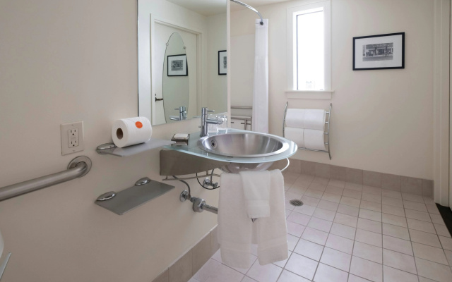 Hotel Lucia - Image 7