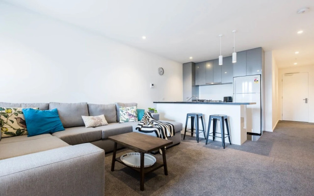 SONYA, 2BDR Southbank Apartment