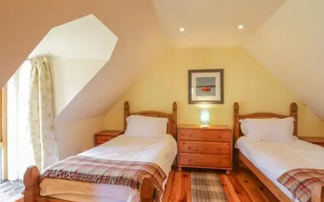 Red Chimneys Cottage