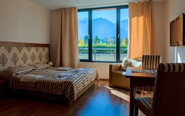 Cornelia Deluxe Residence