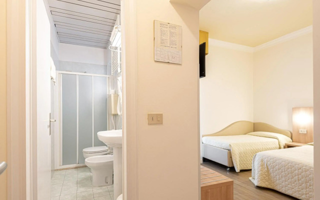 Hotel Corinna