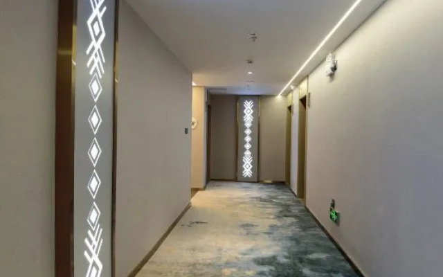 Luocheng Fengxucheng Hotel