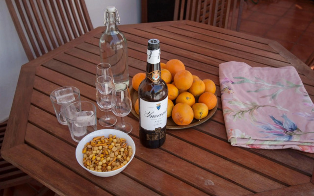 Champion Duplex Terrace and Garage Old Town 6 pax