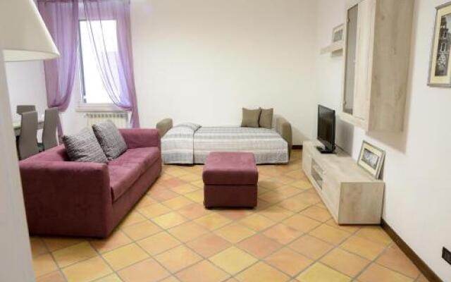 Colosseum Family Apartment S&AR