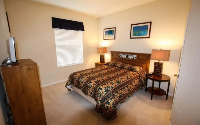 4114 Vista Cay