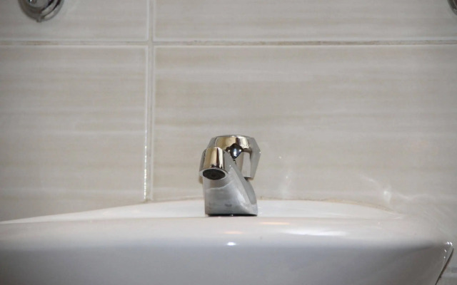 Eron Hotel