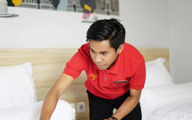 Central Front One Inn Jakarta Airport