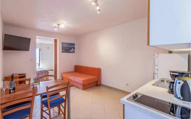 One-Bedroom Apartment with Sea View in Baska Voda