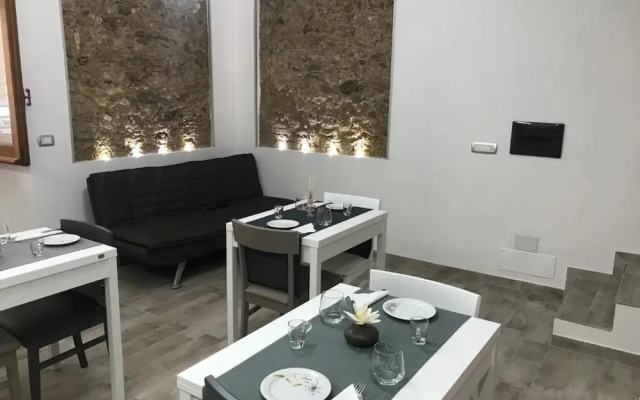 Impeccable 3-Bed House In Vibo Valentia