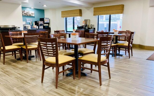 Sleep Inn & Suites
