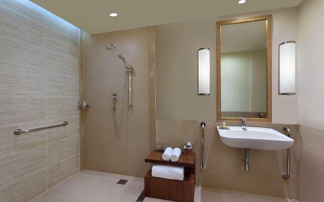 DoubleTree by Hilton Agra