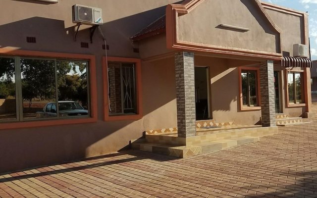Mthuzi Nadi Lodge