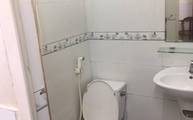 OYO 751 K300 Hotel