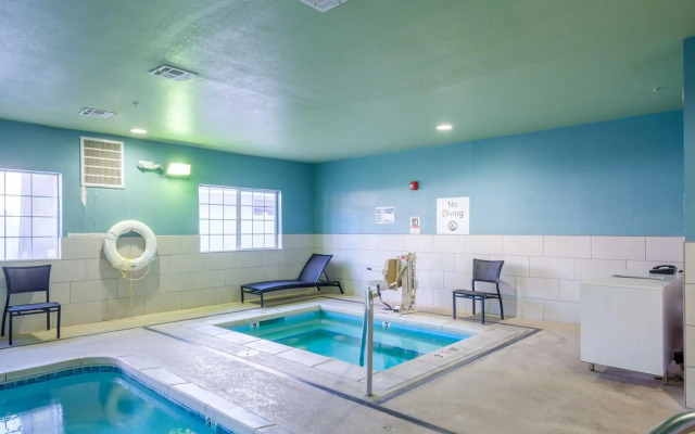 Holiday Inn Express Carlsbad by IHG