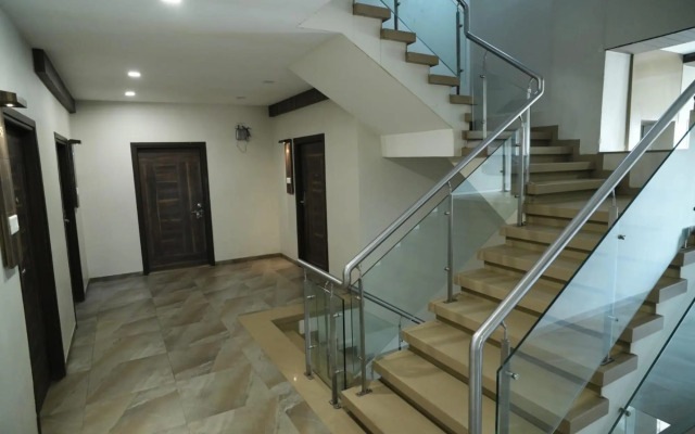 Hotel Grandeur