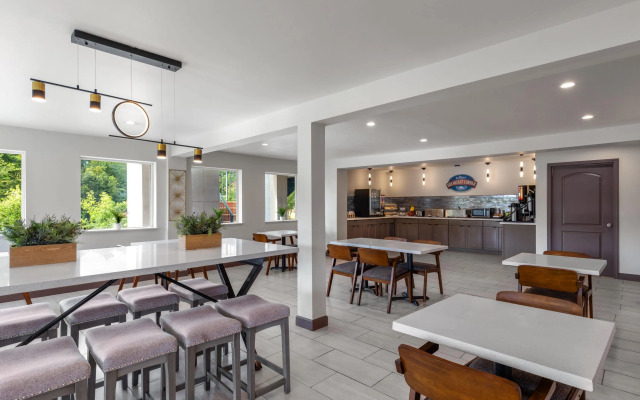 Baymont by Wyndham Dothan