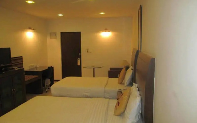 Shilton Residence Hotel