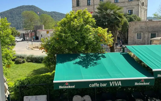 Apartment Main Street