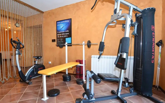 Sophisticated and Chic Villa With Pool