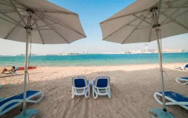 1-bedroom apartment with pool