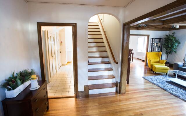 Amazing Single House in Brookline