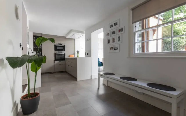 Whittlesey Street II by Onefinestay