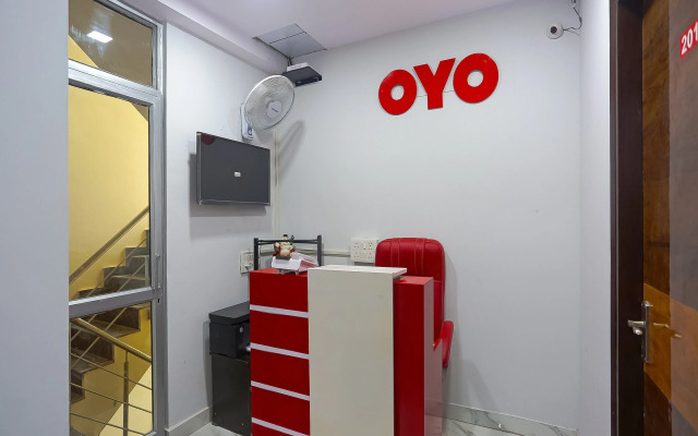 OYO 41215 Three Kings