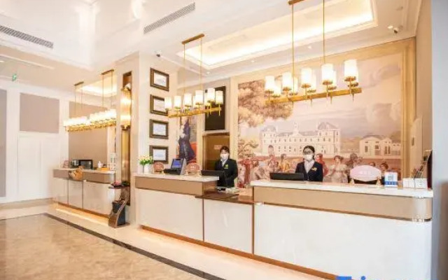 Pandora Business Hotel (Tianjin Jinzhongjie Subway Station)