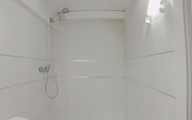 Duplex con cama de 135cm, A/C. WiFi metro Plaza Eiptica