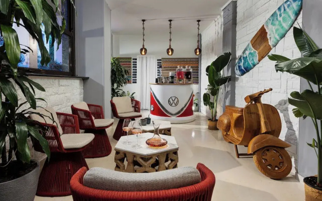 The Square Hotel by X&N