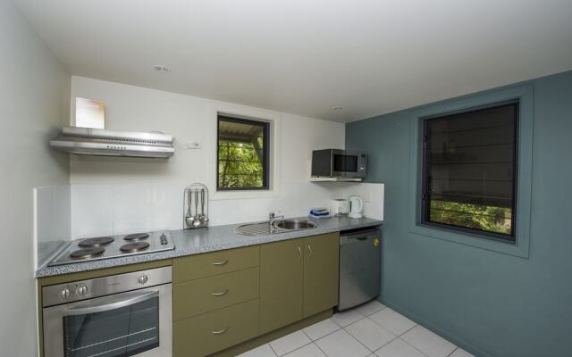 Canopy Chalet 10