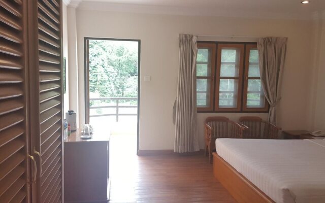 Mya Nanda Hotel