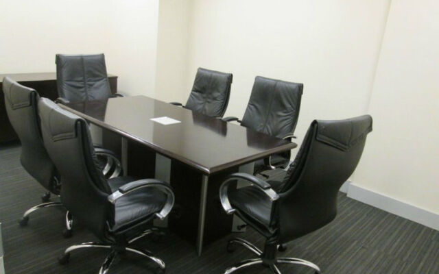 Lyx Miami Suites