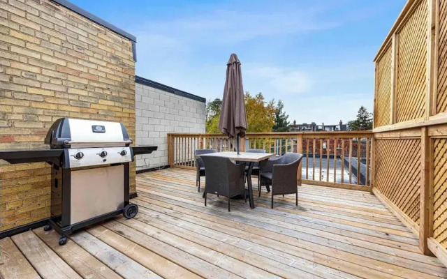 Casa St Clair - Family Suite w Patio
