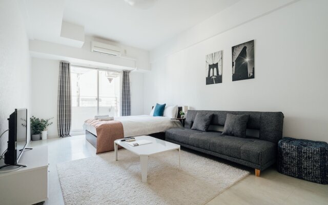 Celeb Court Umeda AFP Apartment