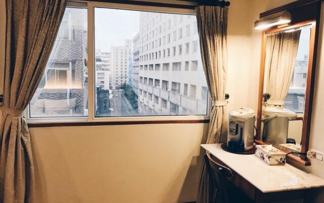 Puyisy Business Hotel