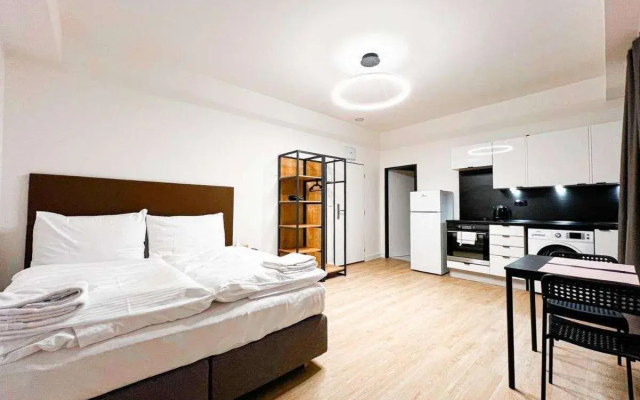 Post 120 Suites