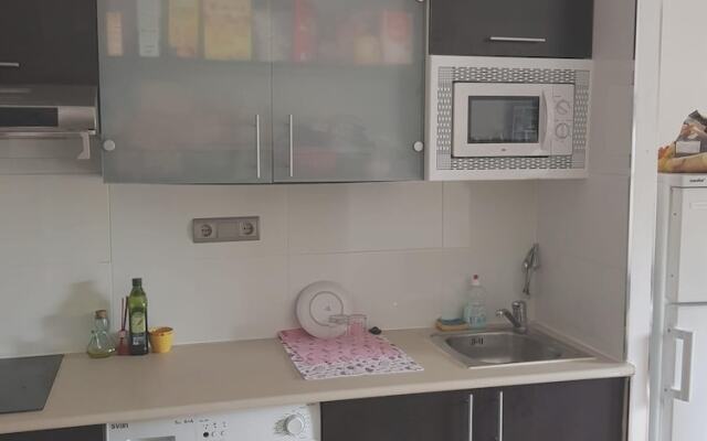 Studio in Cambrils, with Pool Access And Furnished Terrace