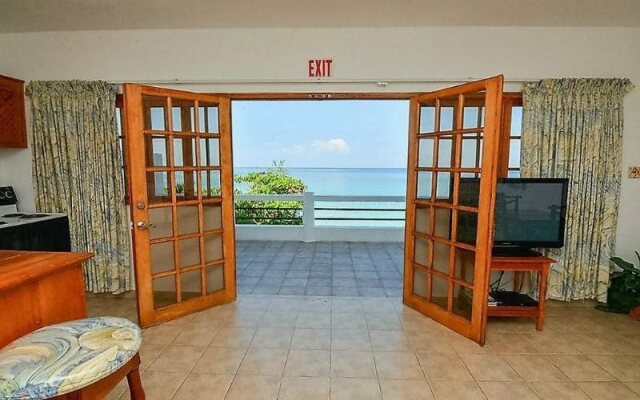 Negril Palm Beach Club