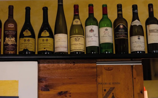 Wine House- Salutati 78