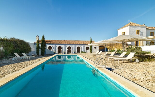 Cortijo De Las Piletas