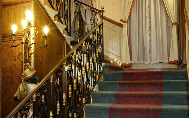 Kette Hotel