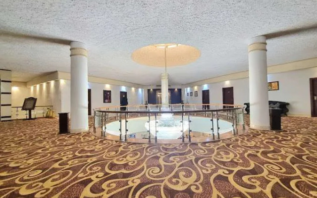 Karvansara Pars Hotel