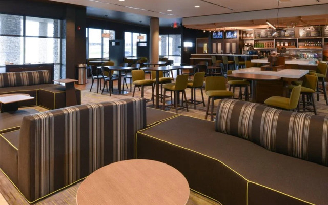 Courtyard St. Louis St. Peters