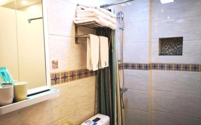 Emerald Adventures Guesthouse