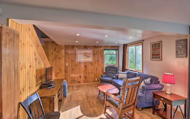 'aunt Al's Place' Home on Canandaigua Lake w/ Deck