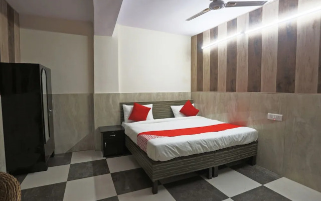 Hotel Lemonade by OYO Rooms