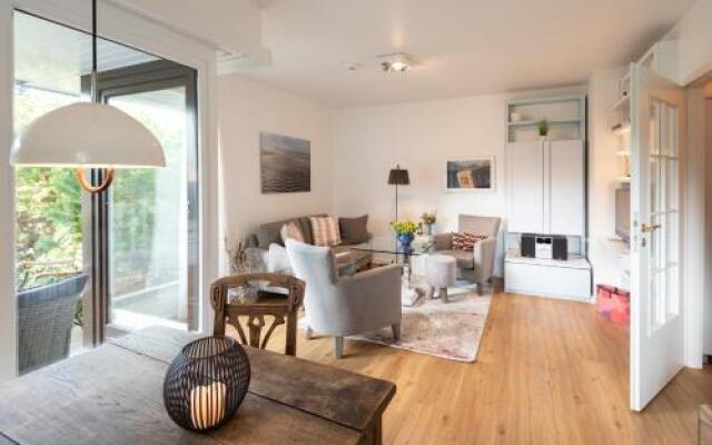 Kaept_n Gordon_ App_ 13